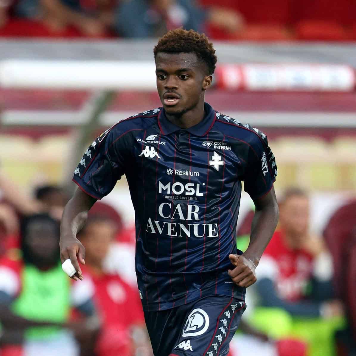 Mercato : L’OL, Nice, l’Eintracht Francfort et Feyenoord rejoignent West Ham dans la course pour Alpha Toure