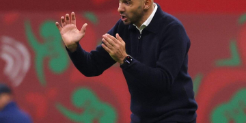 Walid Regragui, sélectionneur du Maroc : « C'est une finale incroyable, j'adore le Sénégal, ils sont comme des frères pour les Marocains » - wiwsport