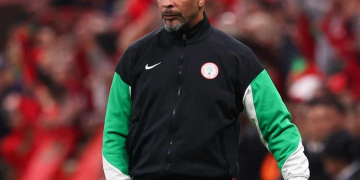Eric Chelle, sélectionneur du Nigeria, envoie un message à Pape Thiaw avant la finale Sénégal - Maroc : « Il doit rester concentré sur lui-même » - wiwsport