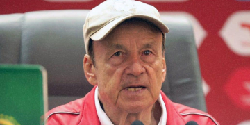 Gernot Rohr : "Tout a été fait pour permettre aux grands pays de se qualifier (...) La CAF avantage trop les grandes nations" - wiwsport
