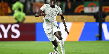 Ligue des Champions : Chelsea avec Mamadou Sarr affronte le PSG d'Ibrahim Mbaye - wiwsport