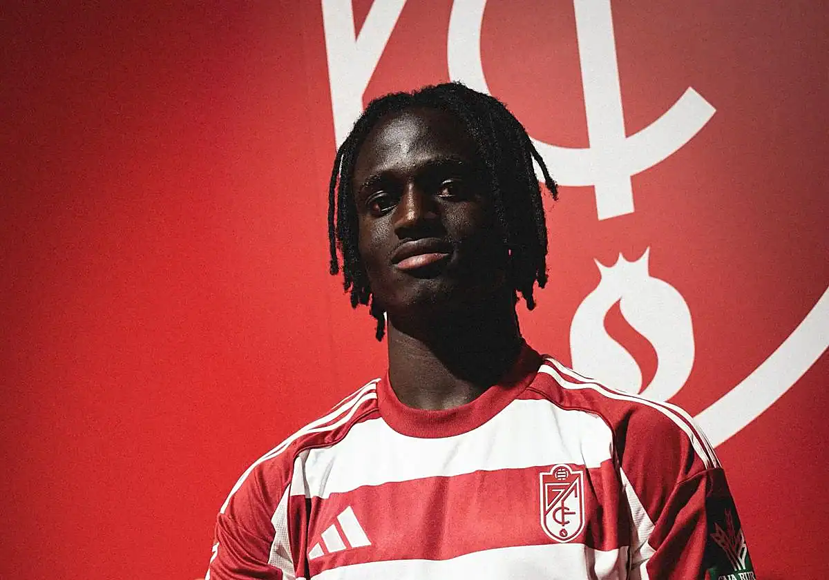 Granada - Babacar Diocou Ndiaye veut marquer son empreinte : "avec des buts et des passes décisives" - wiwsport Granada - Babacar Diocou Ndiaye veut marquer son empreinte : "avec des buts et des passes décisives" - wiwsport