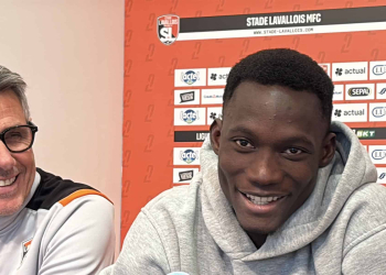 Ligue 2 : Après deux mois de blocage administratif, Sidi Bane officiellement qualifié avec le Stade Lavallois - wiwsport