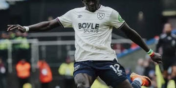 Premier League : Malgré une nouvelle passe décisive d’El Hadji Malick Diouf, West Ham s’incline lourdement face à Liverpool - wiwsport