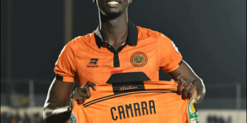 Mercato : Mamadou Lamine Camara toujours bloqué au Maroc, la RS Berkane saisit la FIFA - wiwsport