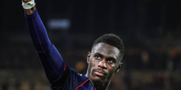 Football : Moussa Niakhaté, leader défensif des cinq grands championnats - wiwsport