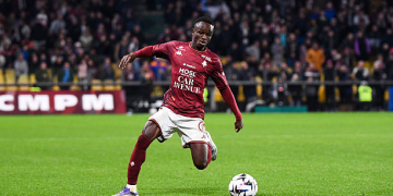 FC Metz : Cheikh Sabaly passera sa visite médicale en Espagne mercredi avant de signer pour trois ans avec Vancouver - wiwsport