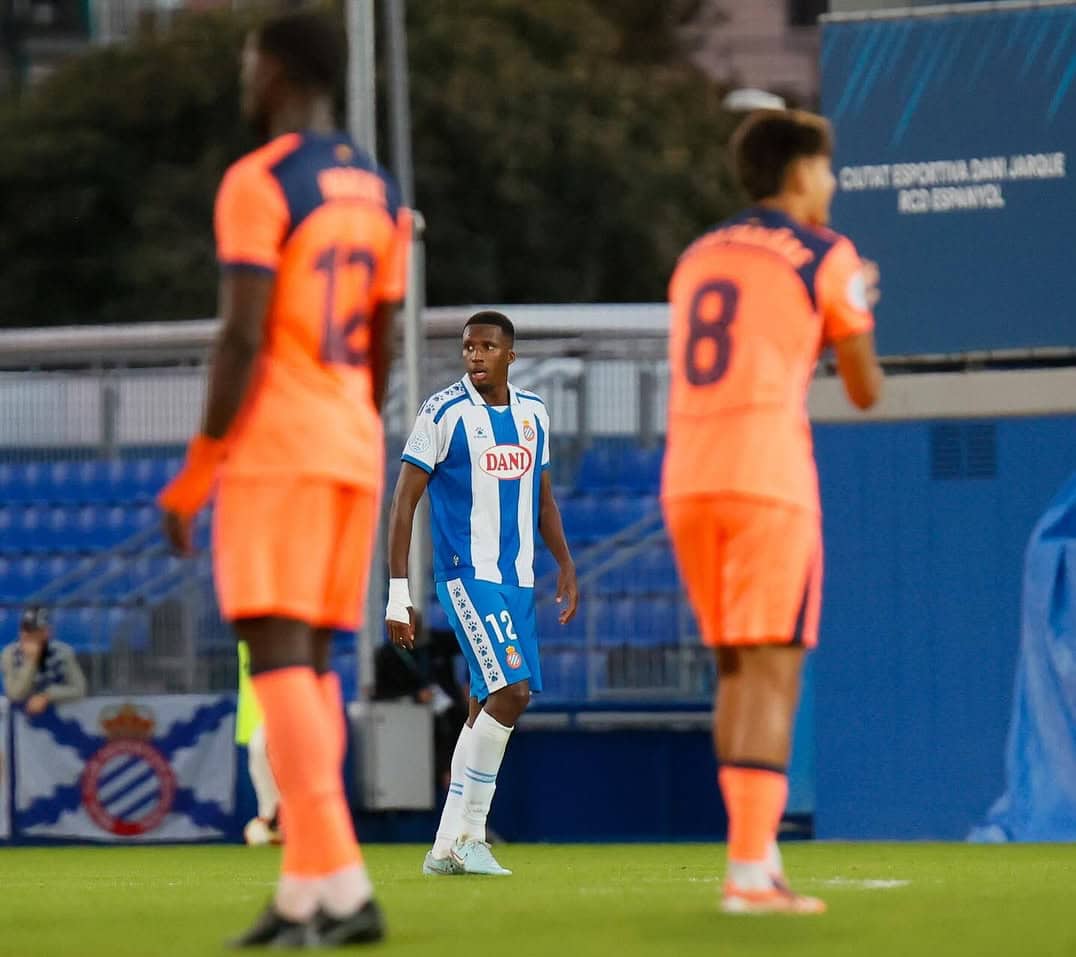 LaLiga : Première apparition d'Adama Timera dans le groupe pro de l'Espanyol Barcelone - wiwsport LaLiga : Première apparition d'Adama Timera dans le groupe pro de l'Espanyol Barcelone - wiwsport