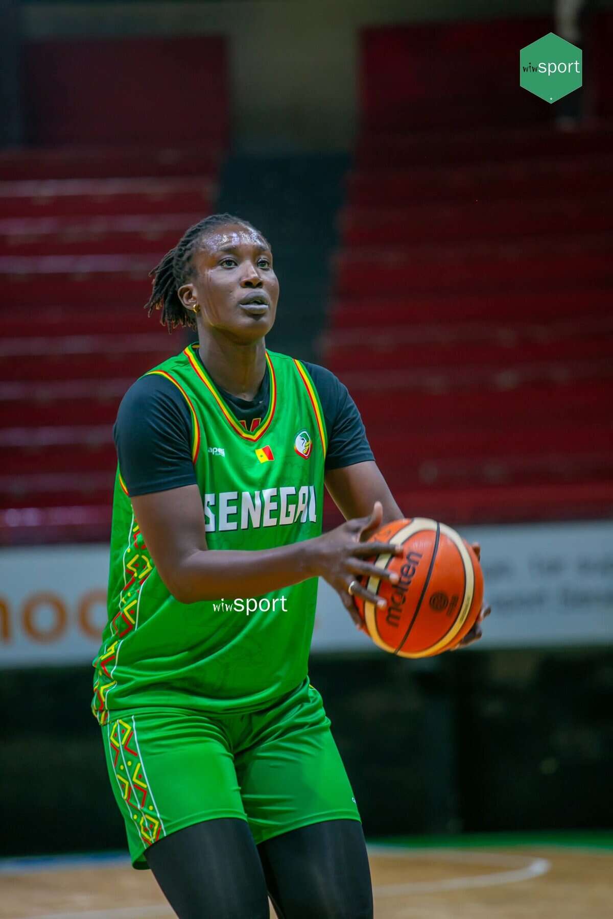 Tout en images : Découvrez le premier entraînement des Lionnes en préparation du Tournoi Qualificatif de la Coupe du monde féminine - wiwsport