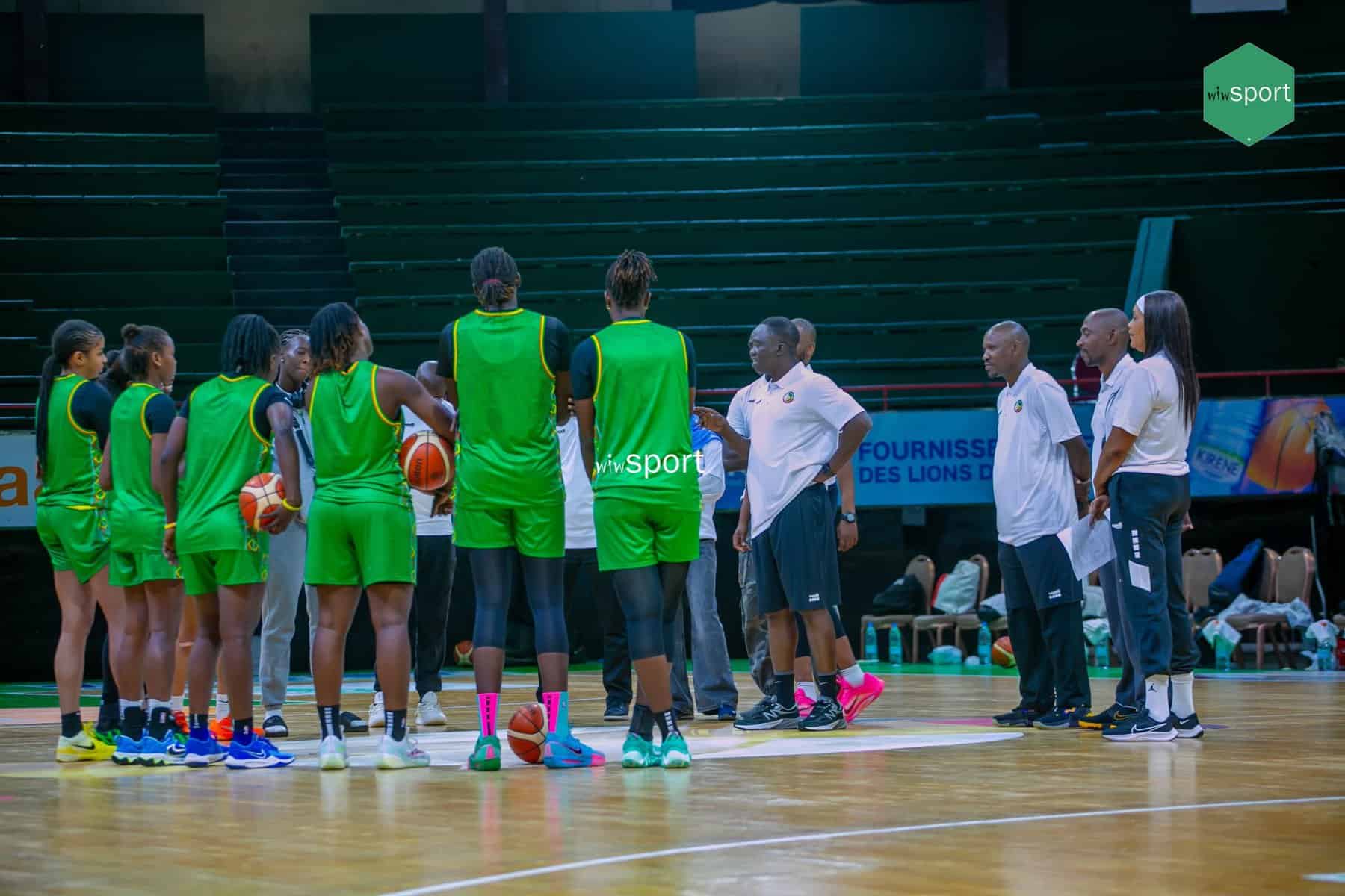 Tout en images : Découvrez le premier entraînement des Lionnes en préparation du Tournoi Qualificatif de la Coupe du monde féminine - wiwsport