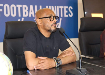 Burkina Faso : Amir Abdou, nouveau sélectionneur des Étalons, fixe l’objectif du top 8 - wiwsport