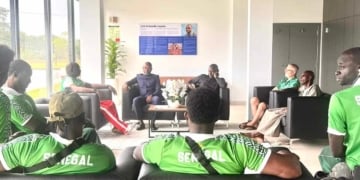 Les Lions du basket en fauteuil roulant ont reçu la visite de la délégation de l’Ambassadeur du Sénégal en Angola - wiwsport