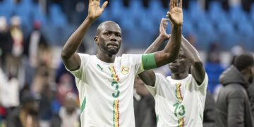 Solidarité - Denrées alimentaires et soutien financier : Kalidou Koulibaly au chevet des familles de supporters sénégalais emprisonnés au Maroc ! - wiwsport