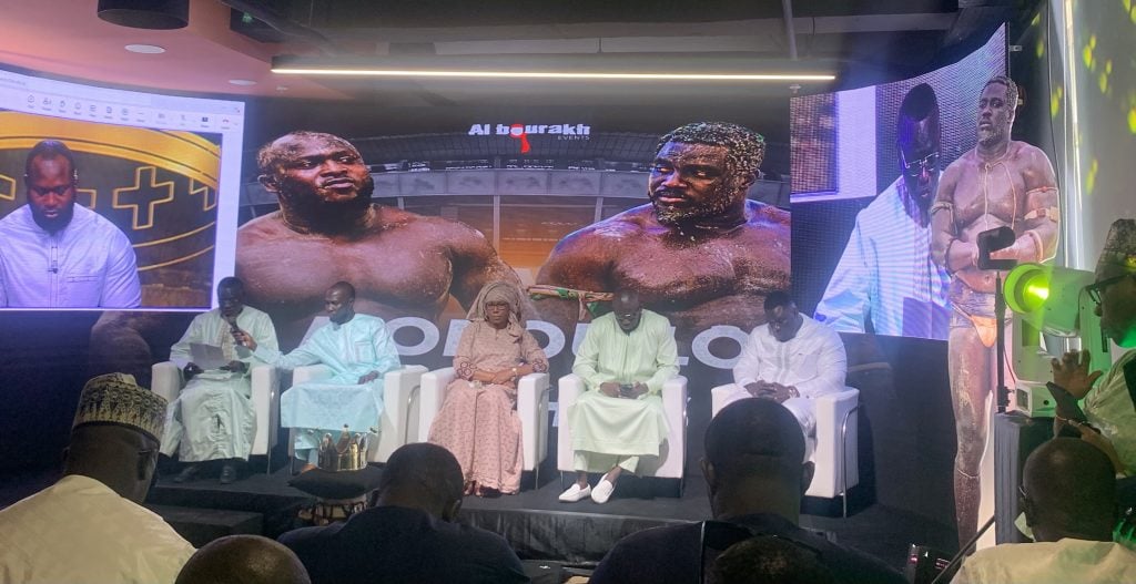 Lamb : Signature de contrat entre Albourakh et Canal + qui diffusera le combat royal Modou Lô v Sa Thiès en direct ! - wiwsport Lamb : Signature de contrat entre Albourakh et Canal + qui diffusera le combat royal Modou Lô v Sa Thiès en direct ! - wiwsport