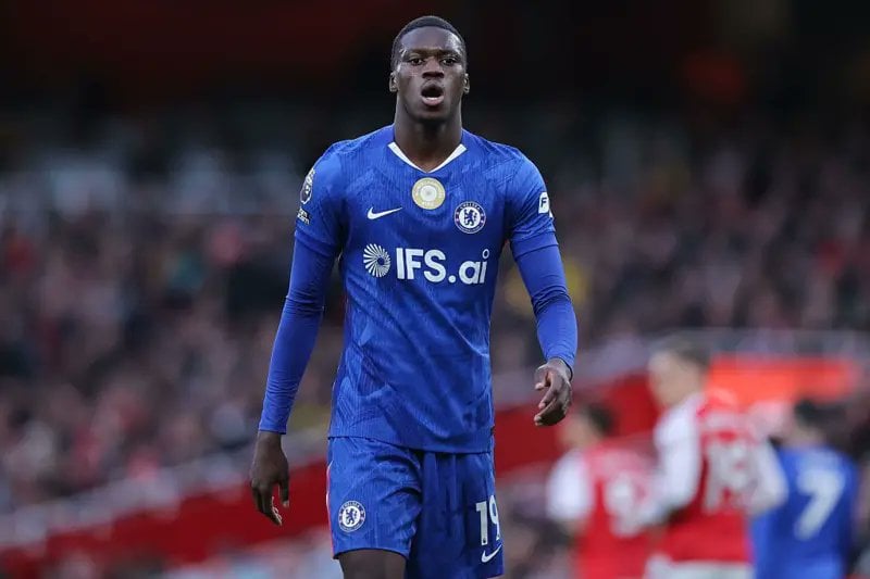 Ligue des Champions – Chelsea v PSG : Mamadou Sarr postule pour une place de titulaire après l’annonce du forfait de Wesley Fofana