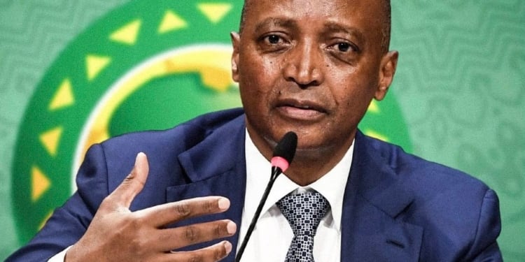 CAF - Patrice Motsepe annonce une visite au Sénégal pour arrondir les angles : « Nous sommes avec vous, on vous supporte et nous sommes tous Africains… » - wiwsport