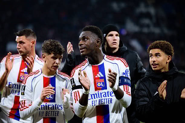 Coupe de France : Moussa Niakhaté se loupe, l’OL éliminé en quarts de finale par Abdallah Sima et Lens