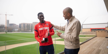 Angleterre - Ismaïla Sarr honoré pour sa performance réussie avec le Sénégal à la CAN (images) - wiwsport