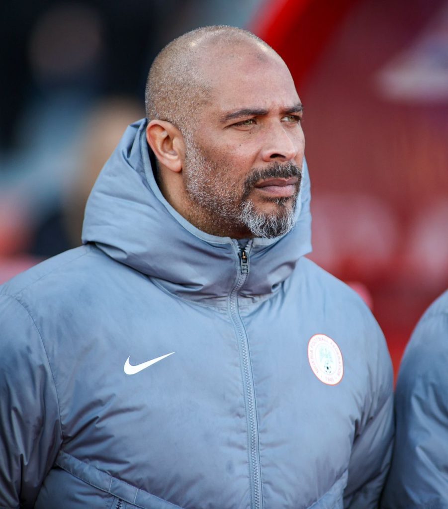 Football : « Je n’ai jamais été en contact avec l’OM » : Éric Chelle dément les rumeurs - wiwsport Football : « Je n’ai jamais été en contact avec l’OM » : Éric Chelle dément les rumeurs - wiwsport