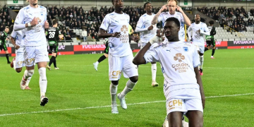 Pro League : Pape Moussa Fall relance La Louvière avec un doublé contre le Cercle Bruges - wiwsport