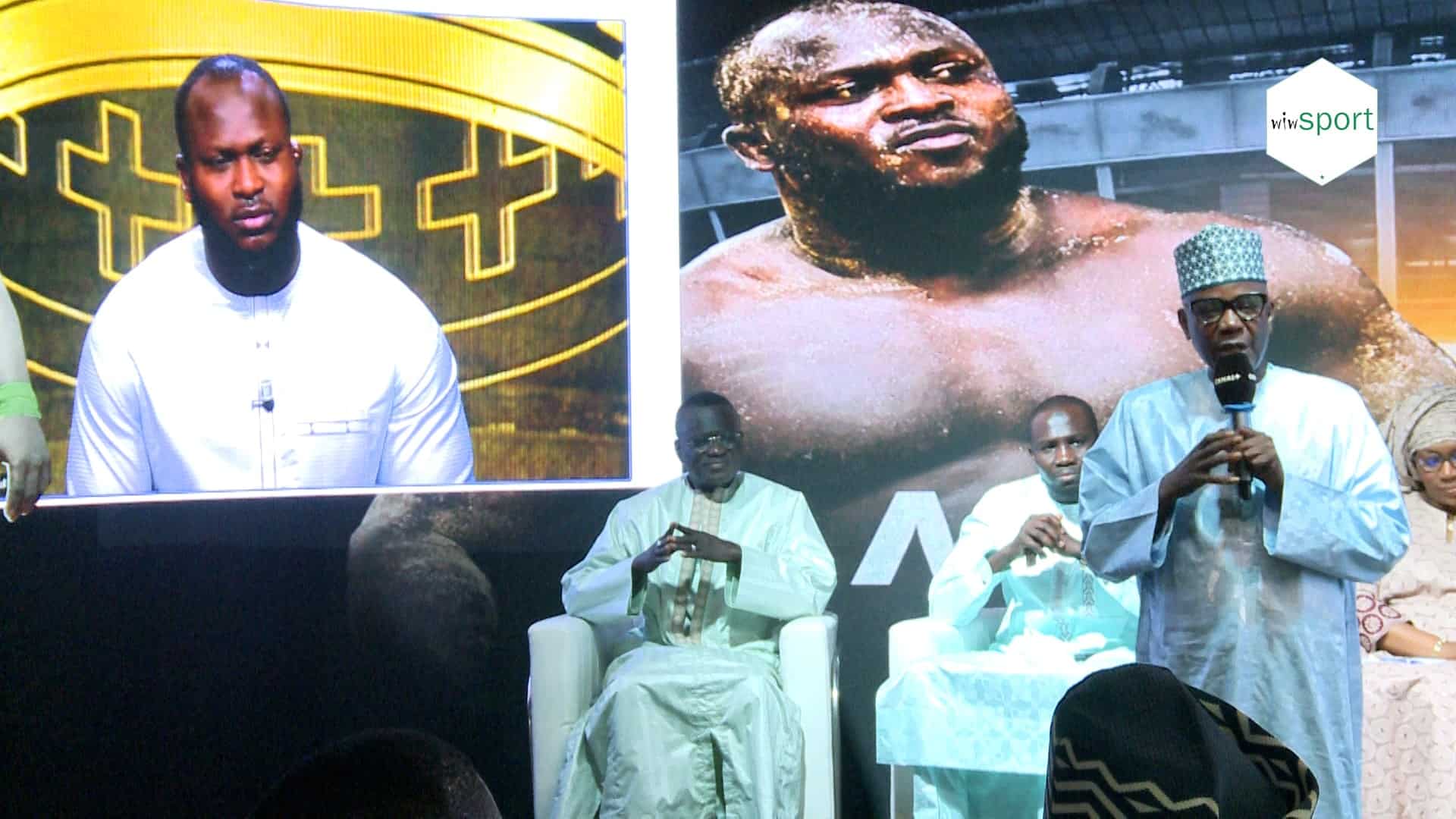 Bécaye Mbaye sur la diffusion du combat royal par Canal + : « C’est une grande victoire pour la lutte sénégalaise (…) je savais que Modou Lô allait porter la lutte jusqu’ici et c’est pourquoi je l’avais surnommé Kharagne »