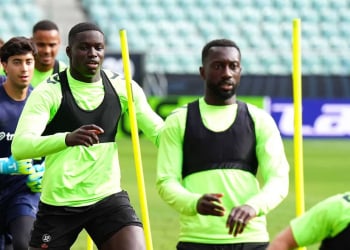 « La personne en soi est très humble, c'est une référence pour moi » : Les mots forts de Nobel Mendy pour Youssouf Sabaly - wiwsport