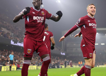 Premier League : West Ham s'offre Fulham mais reste dans la zone rouge - wiwsport