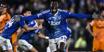 Serie A : Avec une belle entrée d'Assane Diao, Como renverse l'AS Roma dans le choc pour la Ligue des Champions - wiwsport