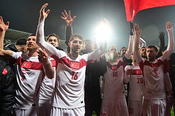 Foot : La Turquie retrouve la Coupe du Monde 24 ans après avoir crucifié le Sénégal à Osaka - wiwsport Foot : La Turquie retrouve la Coupe du Monde 24 ans après avoir crucifié le Sénégal à Osaka - wiwsport