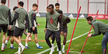 MUNICH, GERMANY - MARCH 09: Nicolas Jackson of FC Bayern Muenchen during a training session at Saebener Straße on March 09, 2026 in Munich, Germany. (Photo by S. Mellar/FC Bayern via Getty Images)