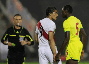Sénégal – Pérou : Le match qui avait viré au chaos, deux rouges côté sénégalais et plusieurs blessés - wiwsport