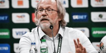 Football : Le Mali remercie Tom Saintfiet et lance un appel à candidatures - wiwsport