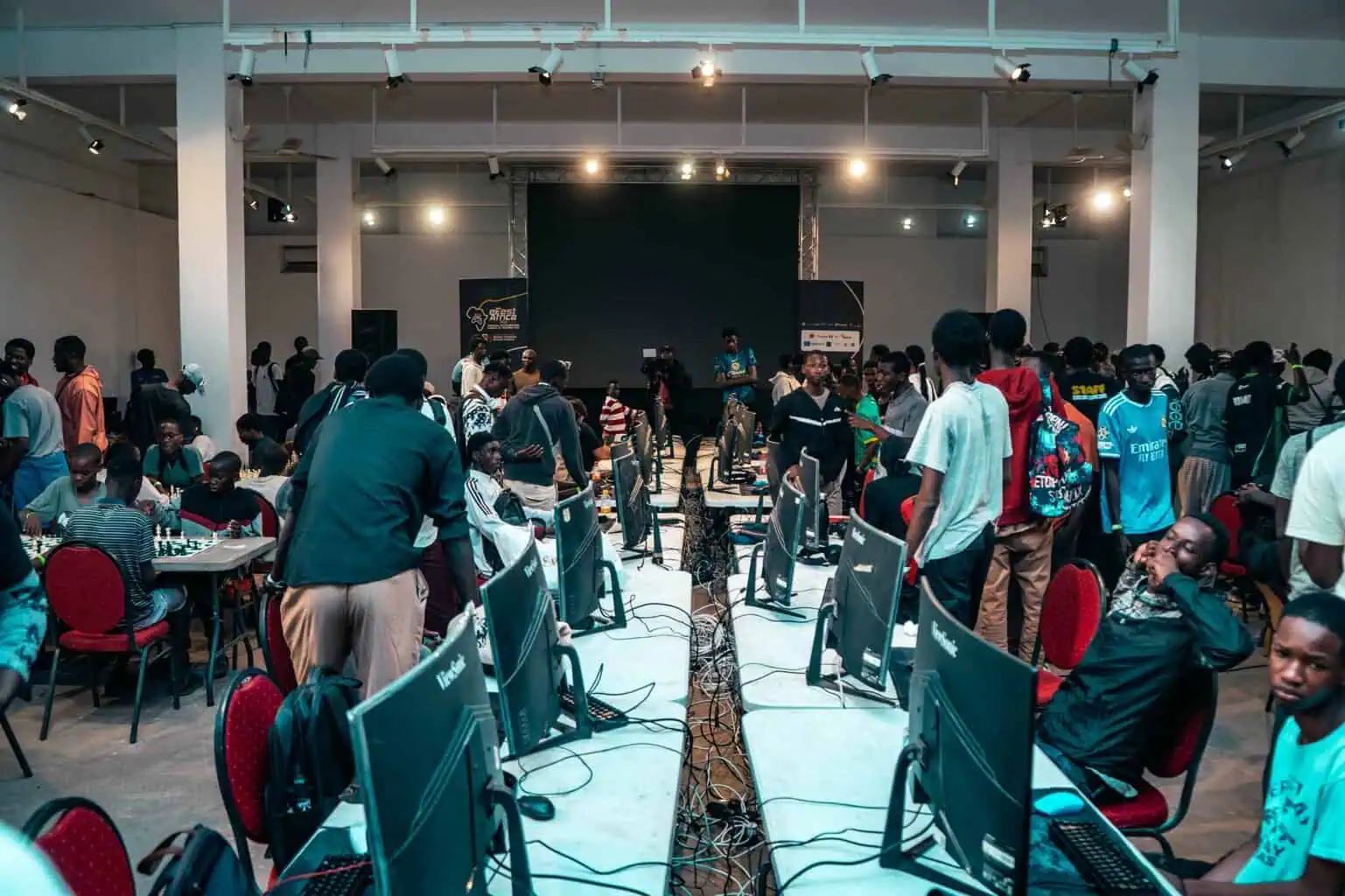 Esport - Une belle affluence à la deuxième édition de l'Efest Africa 2026 - wiwsport