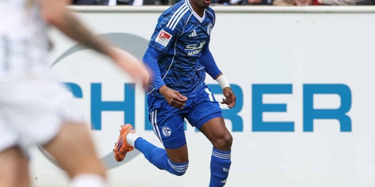 Schalke 04 : La Commission de recours de la Fédération allemande annule le carton rouge de Moussa Ndiaye contre Elversberg - wiwsport