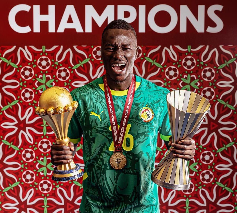 Pape Gueye ăn mừng bàn thắng trong trận chung kết CAN 2025