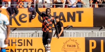 Ligue 1 : Bamba Dieng et Lorient assomment l'OM d'Habib Beye - wiwsport