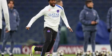 Paris Saint-Germain's French forward #49 Ibrahim Mbaye takes part in a team training session at Stamford Bridge, west London on March 16, 2026, on the eve of their UEFA Champions League, Last 16 second leg football match against Chelsea. (Photo by Toby Shepheard / AFP via Getty Images)