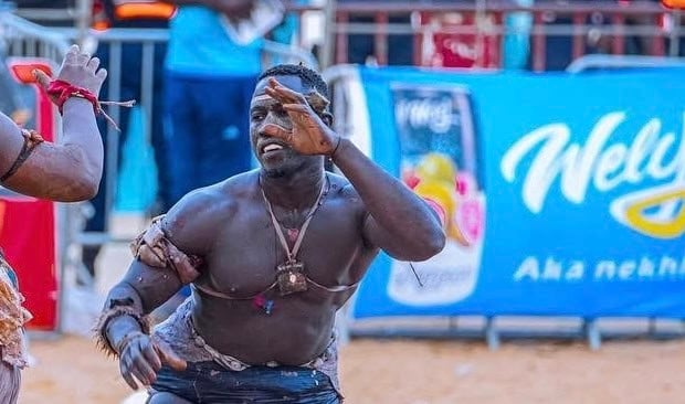 Lamb : Ada Fass crée la sensation et s’impose contre Eumeu Sène ! - wiwsport