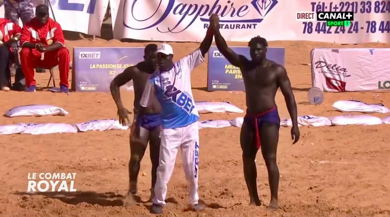 (vidéo) El Hadj Ndiaye s'impose face à Abdourahmane Zakirou du Niger !