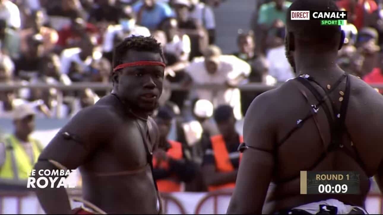 Vite Fait terrasse Kherou Ngor en seulement 22 secondes !