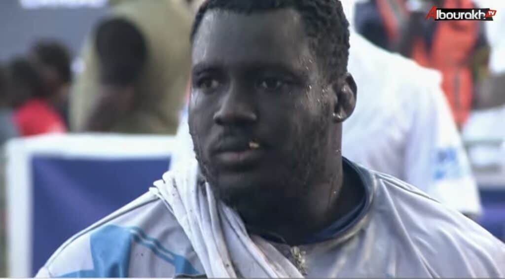 (Vidéo) Sa Thies assure le show, regardez son « touss » - wiwsport