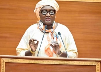 Code du sport : Khady Diene Gaye présente le projet de loi à l’Assemblée nationale qui l’adopte à l’unanimité ! - wiwsport