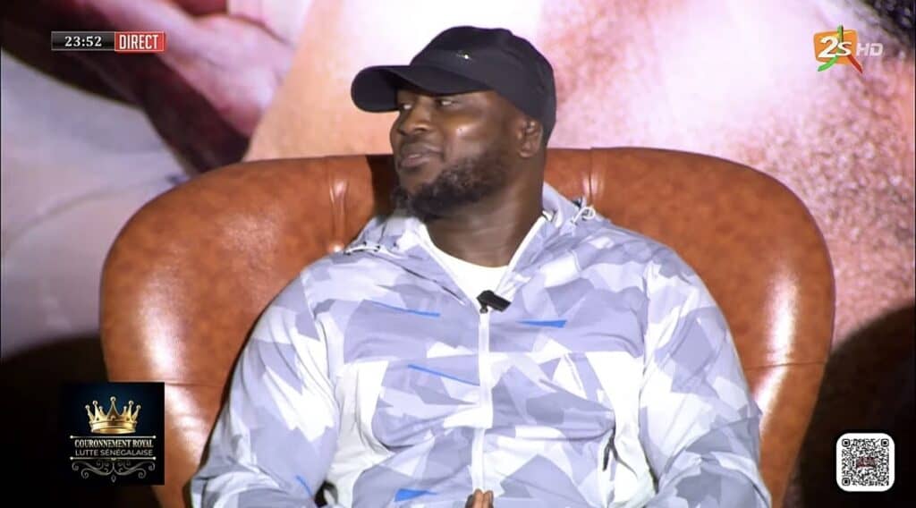 Modou Lo décrypte sa défaite : « Je suis allé à l’attaque aveuglément… c’était un jour sans… » - wiwsport Modou Lo décrypte sa défaite : « Je suis allé à l’attaque aveuglément… c’était un jour sans… » - wiwsport
