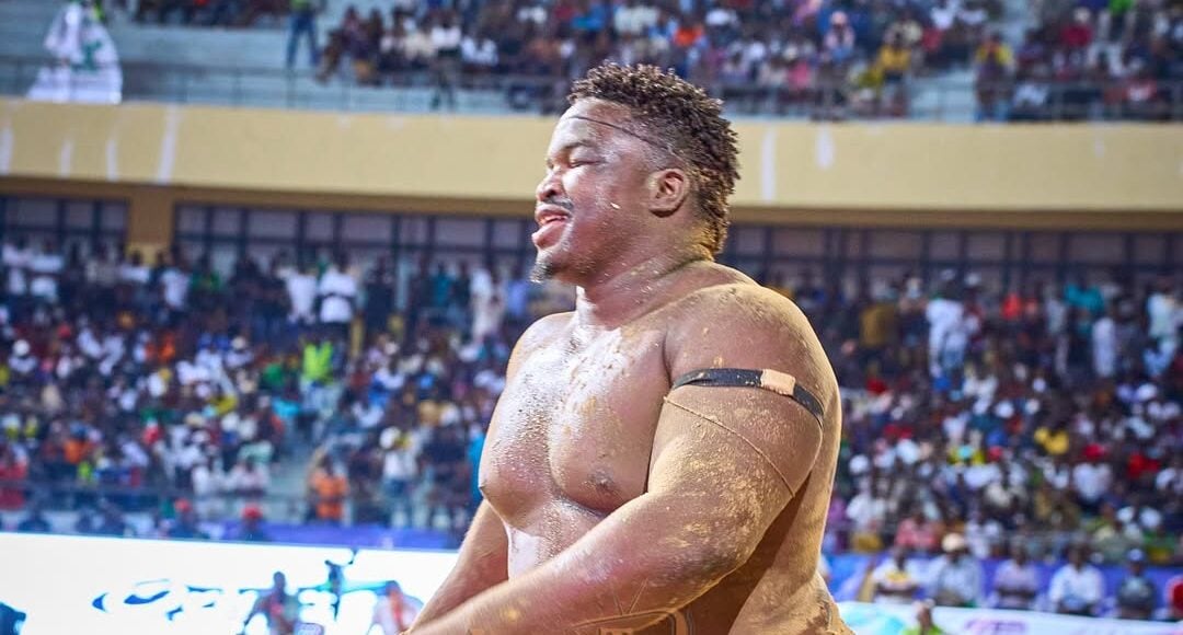 Lamb - Inscription de versets coraniques sur son nguimb : La commission règlement et discipline de la FSL tranche sur le cas Doudou Sané ! - wiwsport Lamb - Inscription de versets coraniques sur son nguimb : La commission règlement et discipline de la FSL tranche sur le cas Doudou Sané ! - wiwsport