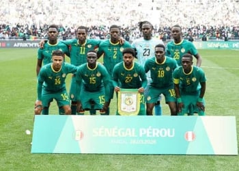Only ten players turn up for the Senegal group photo during friendly match between Senegal and Peru at Stade de France on March 28, 2026 in Paris, France. (Photo by Dave Winter/Icon Sport via Getty Images)