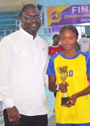 Handball – Finale cadette régionale : Aïcha Diew, MVP et héroïne du sacre de Yeumbeul - wiwsport