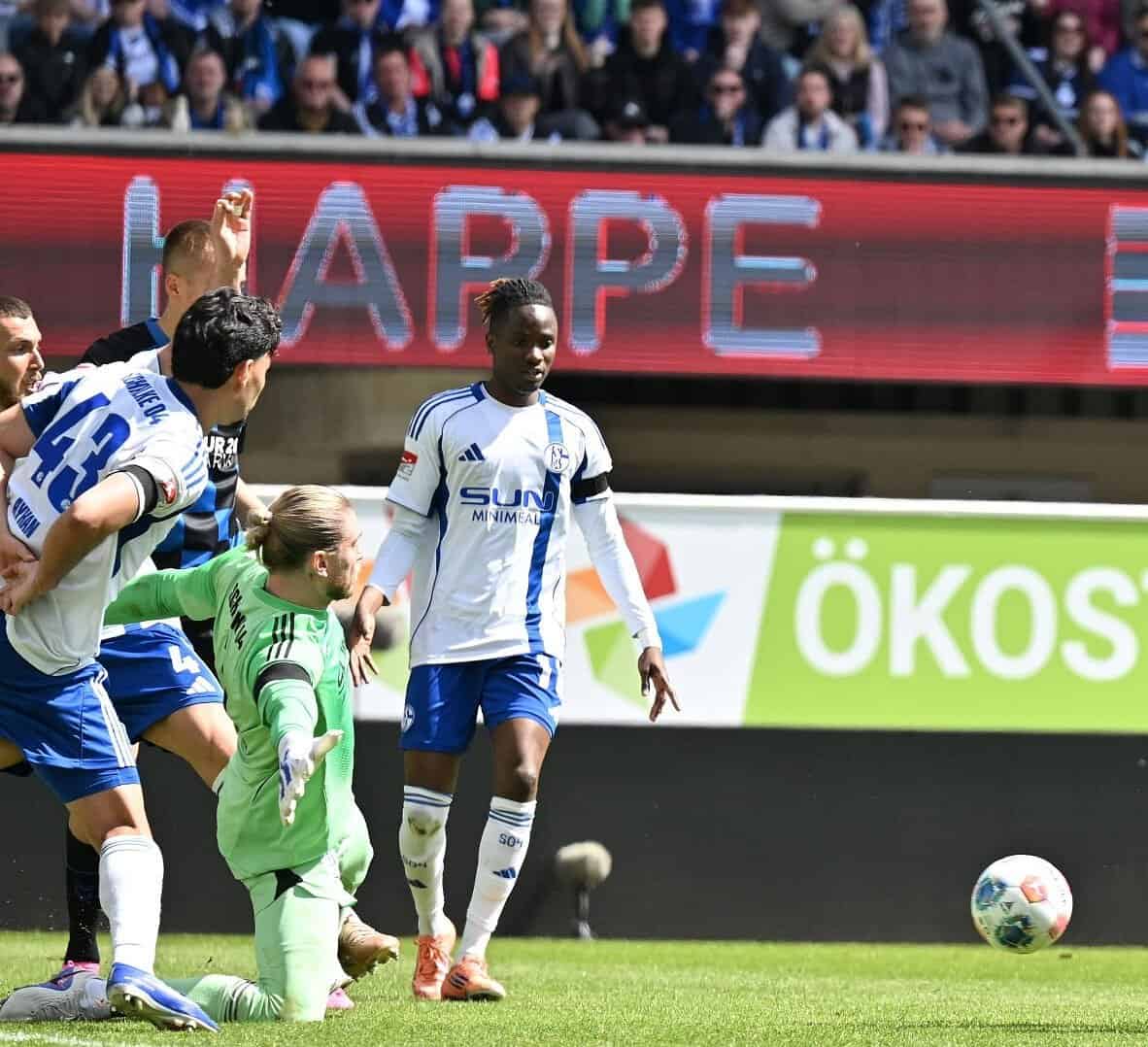 Bundesliga 2 : Moussa Ndiaye passeur décisif, Schalke renverse Paderborn et assure presque sa montée