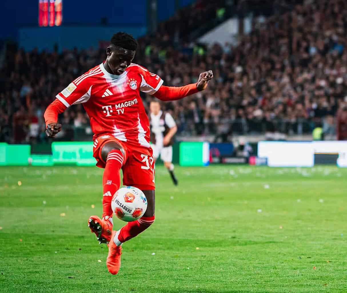 Bayern Munich va signer définitivement Bara Sapoko Ndiaye, la pépite sénégalaise de 18 ans — image 1