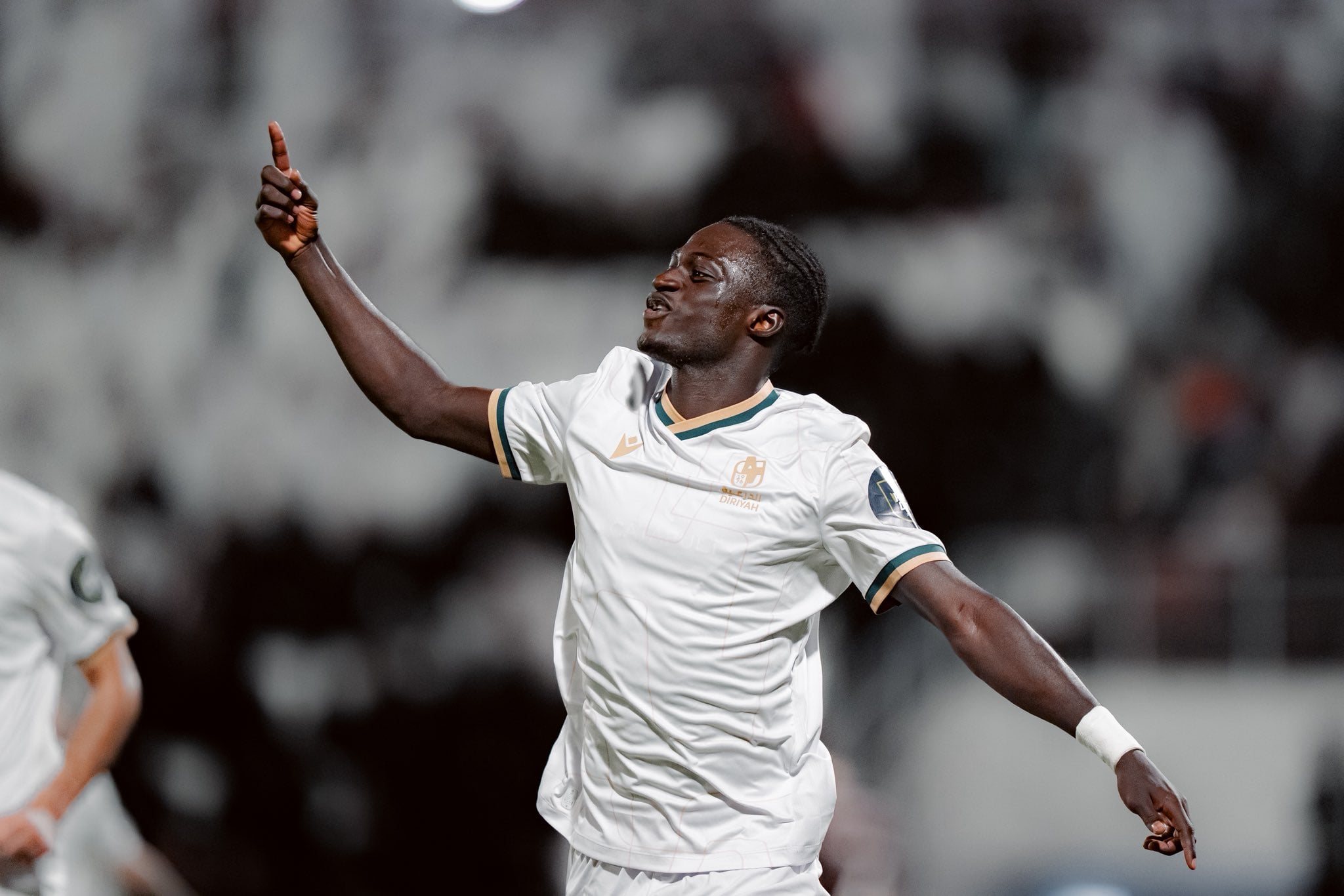 Arabie saoudite : Clayton Diandy marque un doublé et envoie le Diriyah Club en finale pour la montée - wiwsport Arabie saoudite : Clayton Diandy marque un doublé et envoie le Diriyah Club en finale pour la montée - wiwsport