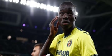Mercato : Intéressé par Pape Gueye, Manchester United proche de boucler l’arrivée d’un autre milieu de terrain ! - wiwsport
